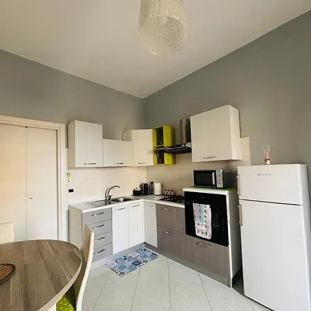 Appartement La Casa Di Alice è Un Bilocale Luminoso E Felice *