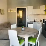 La Casa Di Alice E Un Bilocale Luminoso E Felice Appartement