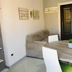Appartement La Casa Di Alice E Un Bilocale Luminoso E Felice *